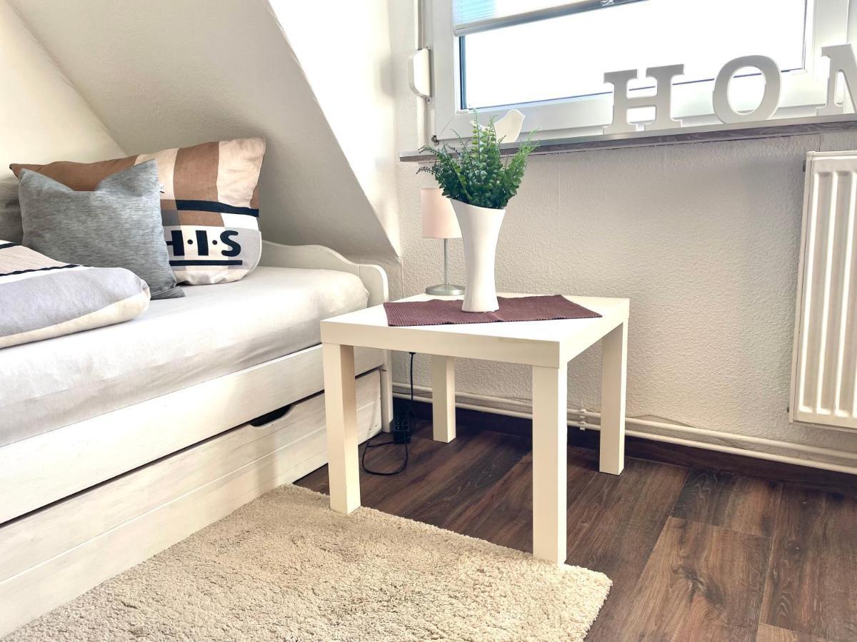 Bi Uns Too Huus Apartment Вилхелмсхафен Екстериор снимка